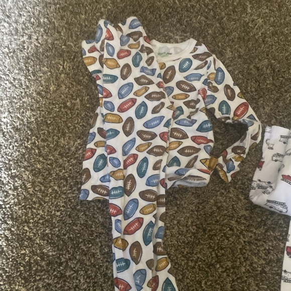 3 T Jammie’s - Picture 2 of 4